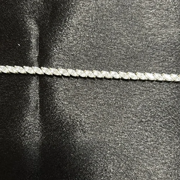 Elegant QVC Platinum Clad Diamonique Tennis Bracelet - Picture 2 of 3